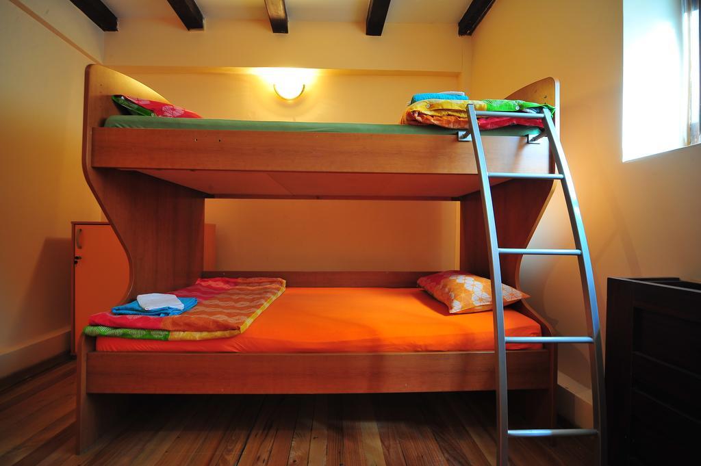 Hostel Bed N Beer Belgrade Room photo