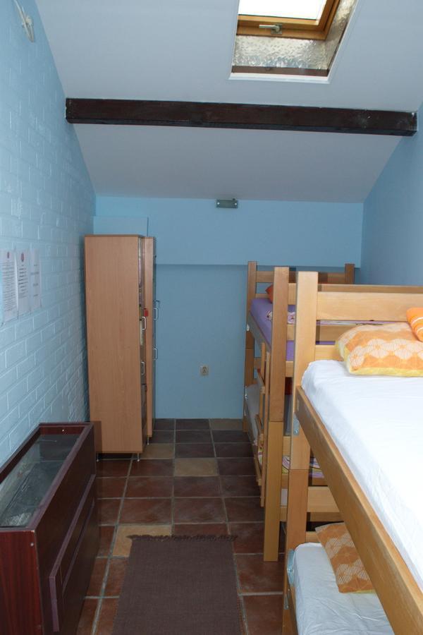Hostel Bed N Beer Belgrade Exterior photo