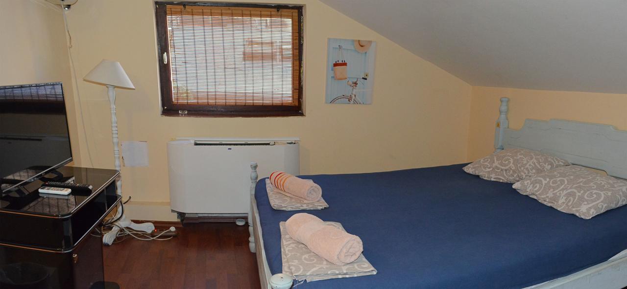 Hostel Bed N Beer Belgrade Exterior photo