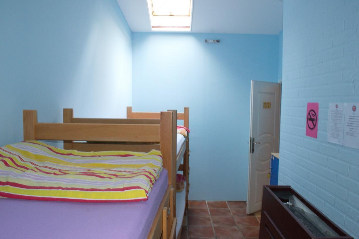 Hostel Bed N Beer Belgrade Exterior photo